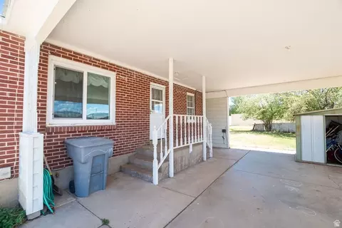 Exterior - 15 S 400 E, Beaver, UT 84713 photo 3 of 9