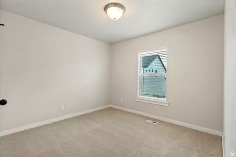 Bedroom - 4367 E Golden Oak Ln, Eagle Mountain, UT 84005 photo 7 of 8