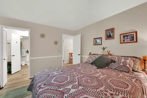 Bedroom - 351 E Peach Ln, Bountiful, UT 84010 photo 4 of 5