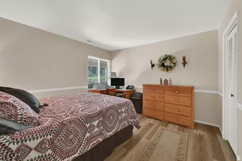 Bedroom - 351 E Peach Ln, Bountiful, UT 84010 photo 5 of 5