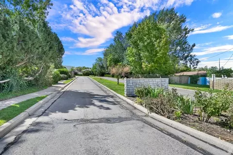 View/Area - 351 E Peach Ln, Bountiful, UT 84010 photo 1 of 1