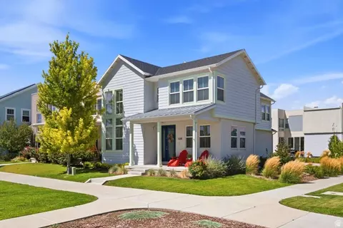 5208 W Dock St S, South Jordan, UT 84009