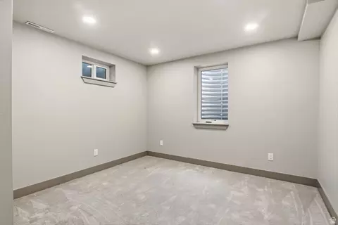 Bedroom - 4554 S Willow Rd, Holladay, UT 84124 photo 4 of 7