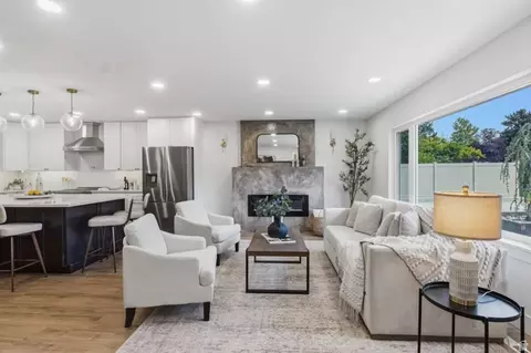 Living - 4554 S Willow Rd, Holladay, UT 84124 photo 2 of 3