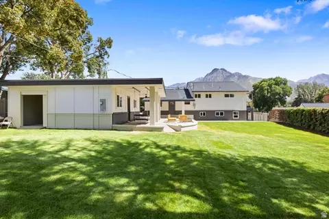 Exterior - 4554 S Willow Rd, Holladay, UT 84124 photo 3 of 4
