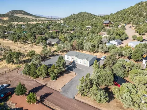 View/Area - 183 N Matt Dillon Trl, Central, UT 84722 photo 2 of 5