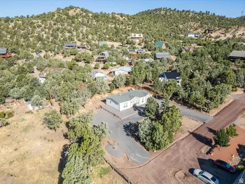 View/Area - 183 N Matt Dillon Trl, Central, UT 84722 photo 3 of 5