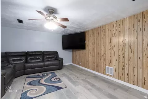 Living - 550 S 100 E, Payson, UT 84651 photo 3 of 4