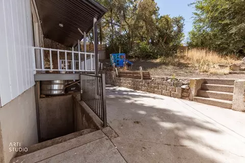 Exterior - 550 S 100 E, Payson, UT 84651 photo 4 of 14
