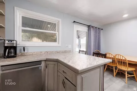 Kitchen - 550 S 100 E, Payson, UT 84651 photo 4 of 4