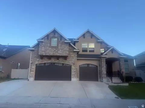 3922 W Nipoma Dune Dr, South Jordan, UT 84009