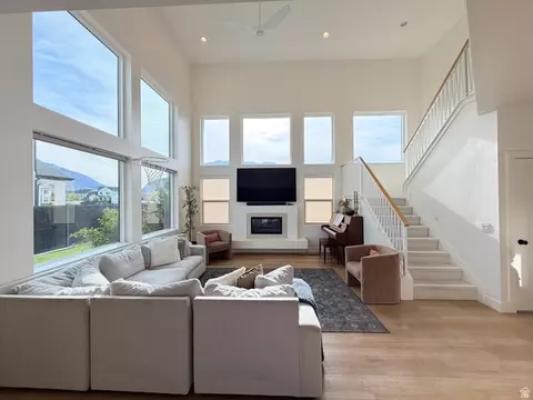 Living - 242 W 580 S, Orem, UT 84058 photo 2 of 6