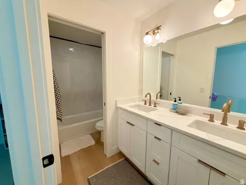 Bath - 242 W 580 S, Orem, UT 84058 photo 2 of 10