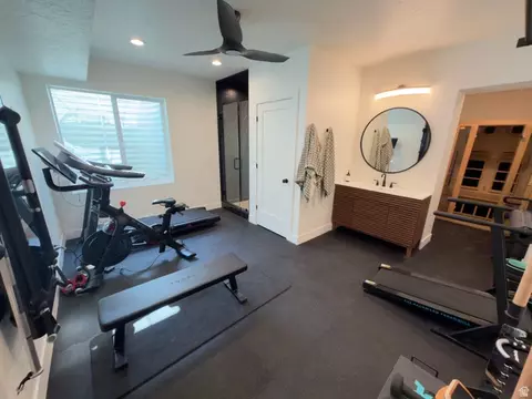 Bath - 242 W 580 S, Orem, UT 84058 photo 7 of 10