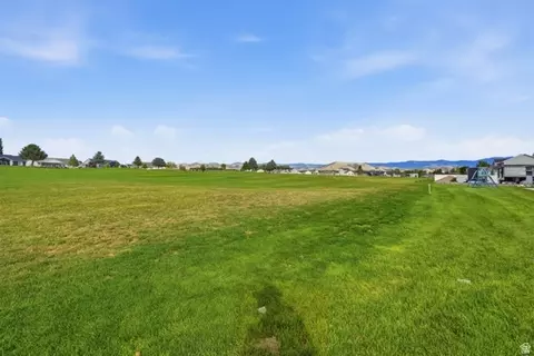 Exterior - 251 Eagle Way, Preston, ID 83263 photo 6 of 7