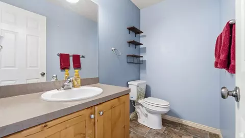 Bath - 1430 S Olympic Ln, Ogden, UT 84404 photo 1 of 4