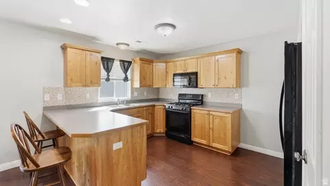 Kitchen - 1430 S Olympic Ln, Ogden, UT 84404 photo 1 of 2