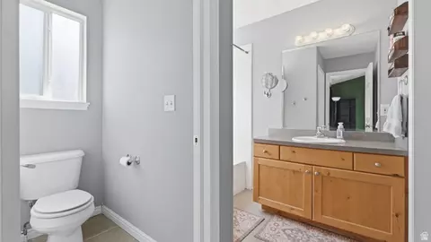 Bath - 1430 S Olympic Ln, Ogden, UT 84404 photo 3 of 4