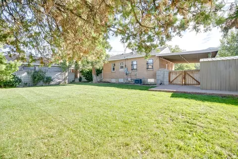 Exterior - 843 N 75 E, Orem, UT 84057 photo 3 of 4
