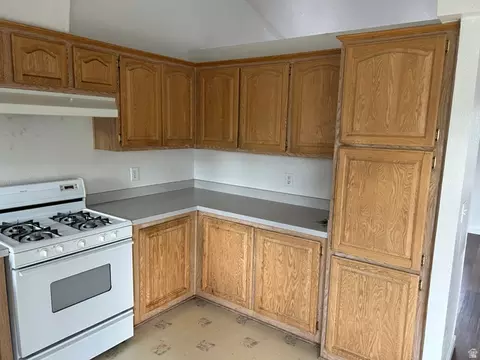 Kitchen - 1675 Kylee Ln, Ogden, UT 84404 photo 1 of 2