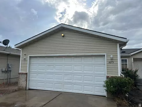 Exterior - 1675 Kylee Ln, Ogden, UT 84404 photo 2 of 2