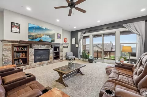 Living - 1713 E Viewside Cir, Hideout, UT 84036 photo 3 of 3