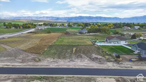 362 W 200 N #8, Newton, UT 84327