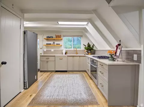 Kitchen - 3398 River Vu Rd, Oakley, UT 84055 photo 5 of 7