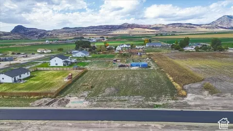 141 N 300 W #12, Newton, UT 84327