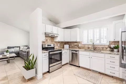 Kitchen - 1191 W 1380 N, Orem, UT 84057 photo 1 of 6