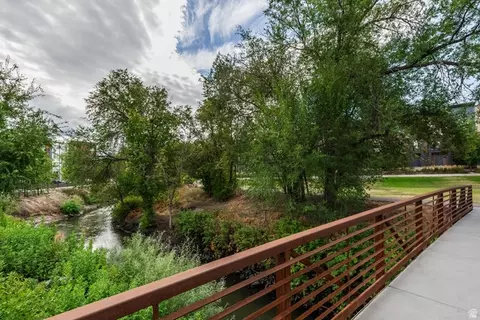 View/Area - 22 W Tytus Dr S, Murray, UT 84107 photo 1 of 4
