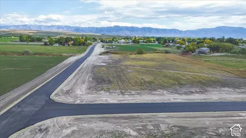 180 N 300 W #15, Newton, UT 84327