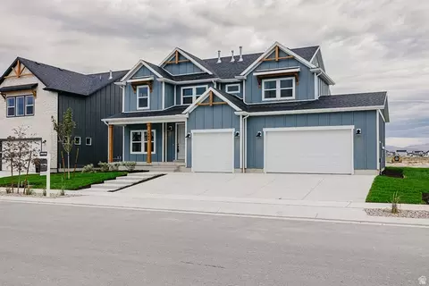 Exterior - 1089 E Blackfeet Dr #518, Eagle Mountain, UT 84005 photo 2 of 4