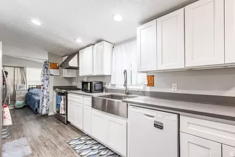 8522 S Solar Way E #8522, Sandy, UT 84070 photo 10