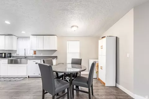 8522 S Solar Way E #8522, Sandy, UT 84070 photo 12