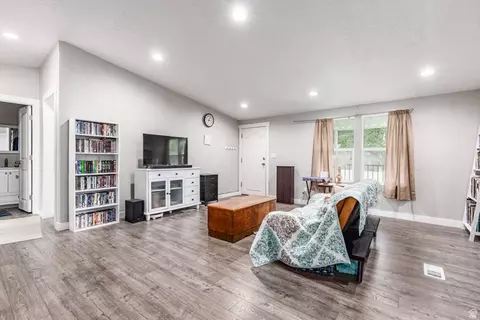 8522 S Solar Way E #8522, Sandy, UT 84070 photo 7