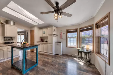 Kitchen - 1885 Plateau Cir, Moab, UT 84532 photo 2 of 4
