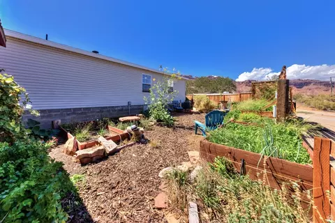Exterior - 1885 Plateau Cir, Moab, UT 84532 photo 7 of 12