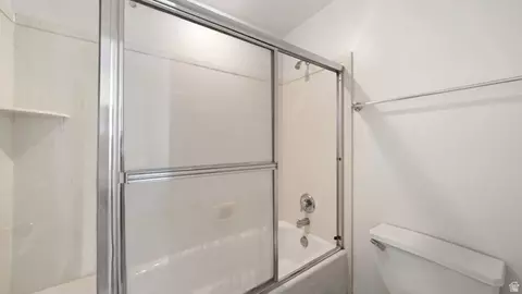 Bath - 1306 E 720 N, Provo, UT 84606 photo 2 of 4