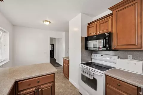Kitchen - 80 N 500 W, Logan, UT 84321 photo 5 of 6