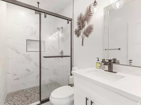Bath - 10554 S Bay Meadow Dr E #2, Sandy, UT 84092 photo 4 of 4