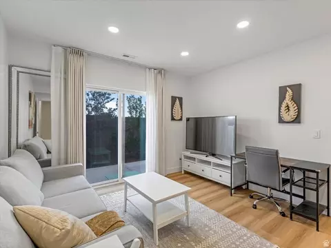 Living - 10554 S Bay Meadow Dr E #2, Sandy, UT 84092 photo 2 of 3