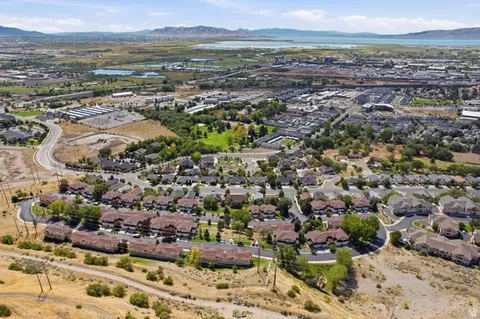 View/Area - 1305 S Alpine Way E, Provo, UT 84606 photo 4 of 8