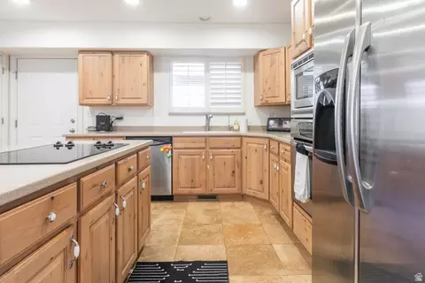 Kitchen - 1136 N 700 W #195, Centerville, UT 84014 photo 3 of 4