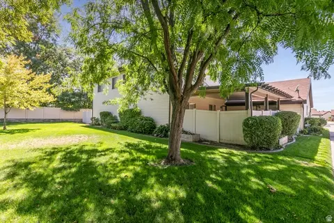 Exterior - 1136 N 700 W #195, Centerville, UT 84014 photo 6 of 8