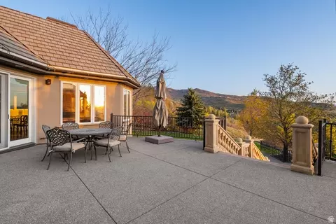 Exterior - 1714 Ridge Point Dr E, Bountiful, UT 84010 photo 22 of 33