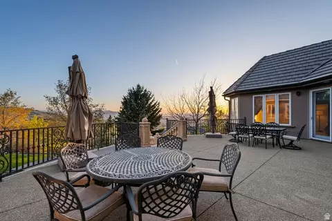 Exterior - 1714 Ridge Point Dr E, Bountiful, UT 84010 photo 21 of 33