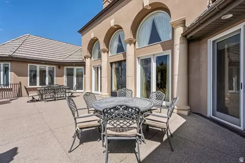 Exterior - 1714 Ridge Point Dr E, Bountiful, UT 84010 photo 18 of 33