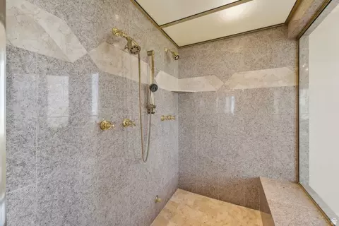 Bath - 1714 Ridge Point Dr E, Bountiful, UT 84010 photo 6 of 10