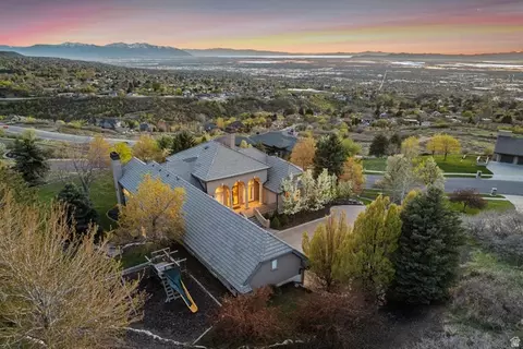 View/Area - 1714 Ridge Point Dr E, Bountiful, UT 84010 photo 8 of 8